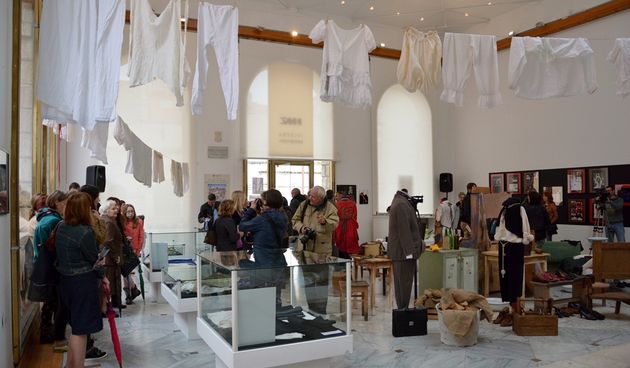 Izložba “Stoše od Foše ili ti Kate Kapuralica i Mare, Luce…..”, foto: Iva Perinčić