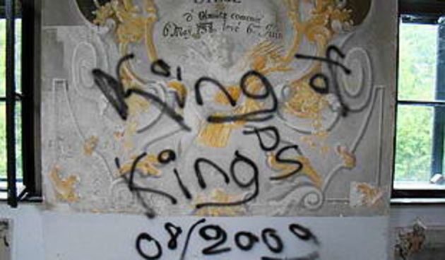 Vandali u Brezovici (foto: net.hr)