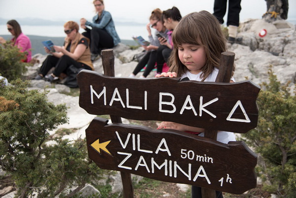 Drugi Planinarski pohod “Hajdemo do Vrane” 2. travnja 2016. Foto: Vinko Pešić