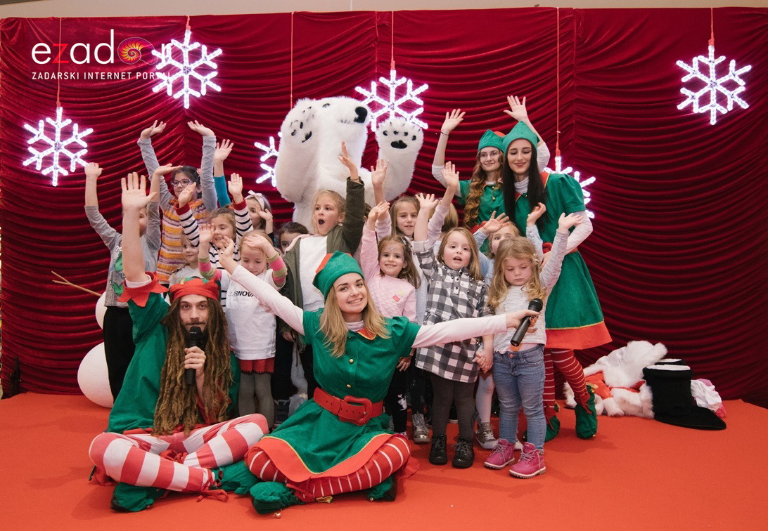 Zimski sportovi s Djedom Božićnjakom Zimski sportovi s Djedom Božićnjakom