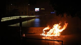 U Zadru plamen progutao BMW