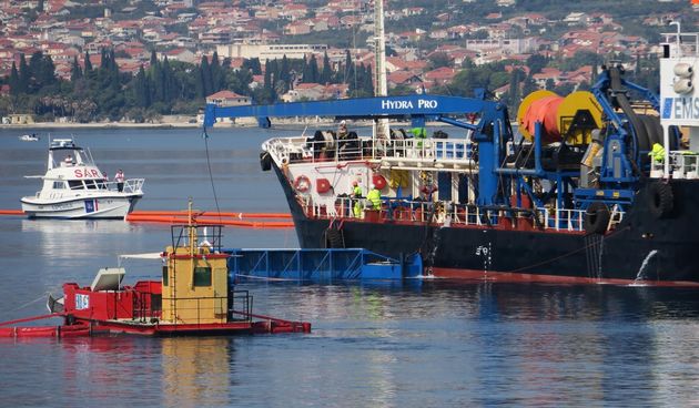 Nacionalna pokazna vjezba suzbijanja oneciscenja mora Jadran-17 u u akvatoriju Kastelanskog zaljeva