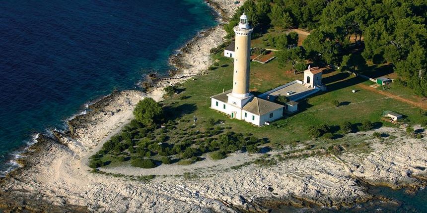 Svjetionik Veli Rat na Dugom otoku