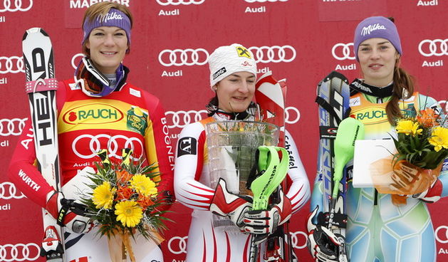 Maribor, Slovenija, 170110.
Audi FIS Ski World Cup.
46. Zlatna lisica. Slaolm.
Na fotografiji , slijeva: Marie Reich (treca), Kathrin Zettel (pobjednica) i Tina Maze.
Foto: Ronald Gorsic / CROPIX