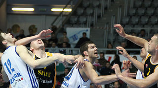 KK Zadar – KK Split 90-78 (foto:Saša Čuka) KK Zadar – KK Split 90-78 (foto:Saša Čuka)