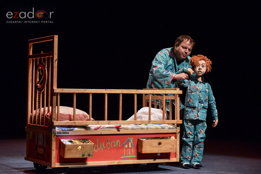 Premijera predstave “Pale sam na svijetu” u Kazalištu lutaka Zadar Premijera predstave “Pale sam na svijetu” u Kazalištu lutaka Zadar