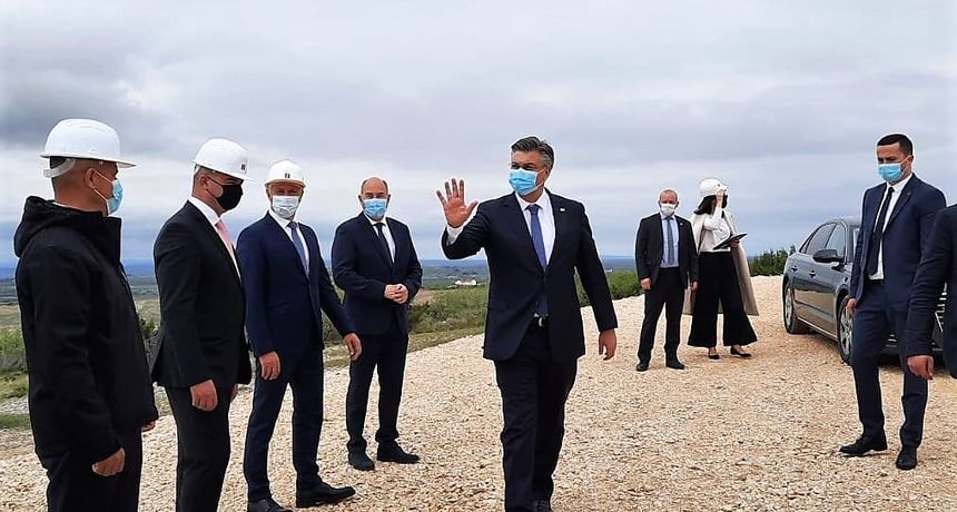 Andrej Plenković, Korlat