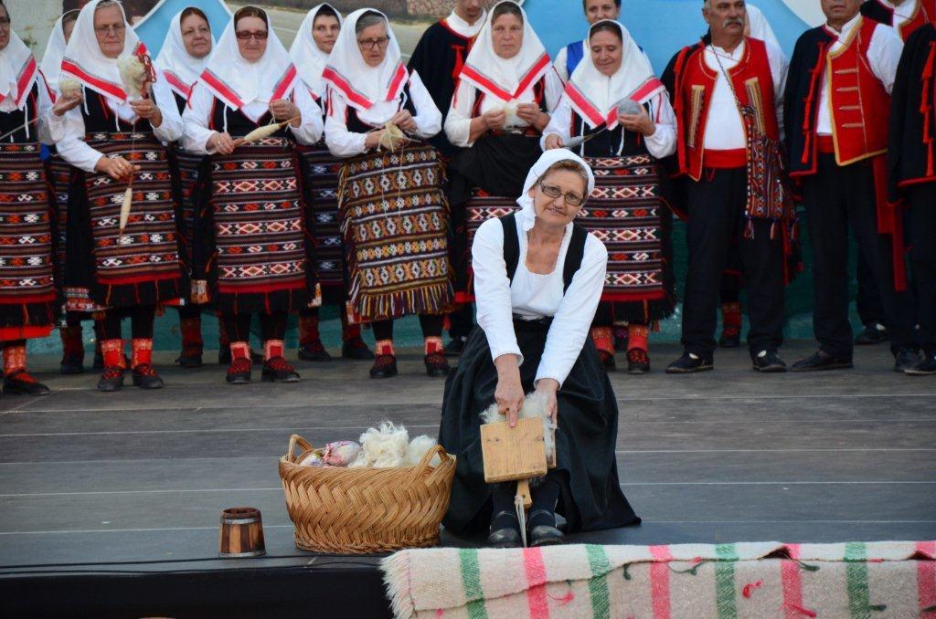 4. po redu večer pisme, folklora i starih običaja “Dođi diko u Kotare ravne – Zemunik 2012.”, foto: Željko Šarić