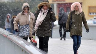 Prve snježne pahulje u Zadru