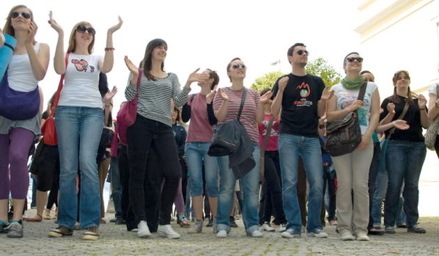 Studentski prosvjed: Zagrlimo rektorat