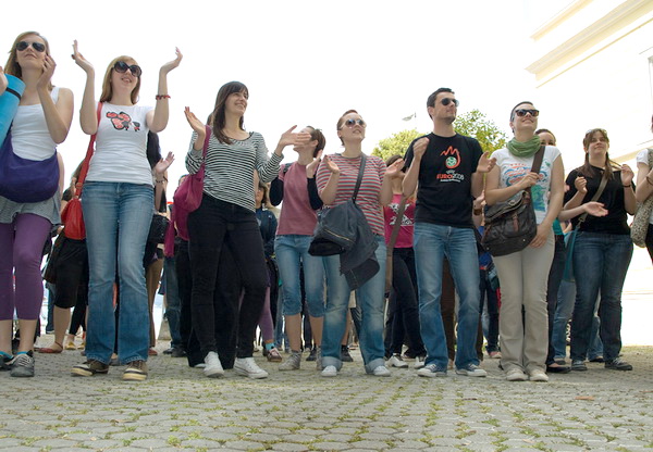 Studentski prosvjed: Zagrlimo rektorat