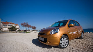 Image 943425 (auto) Image 943425 (auto)