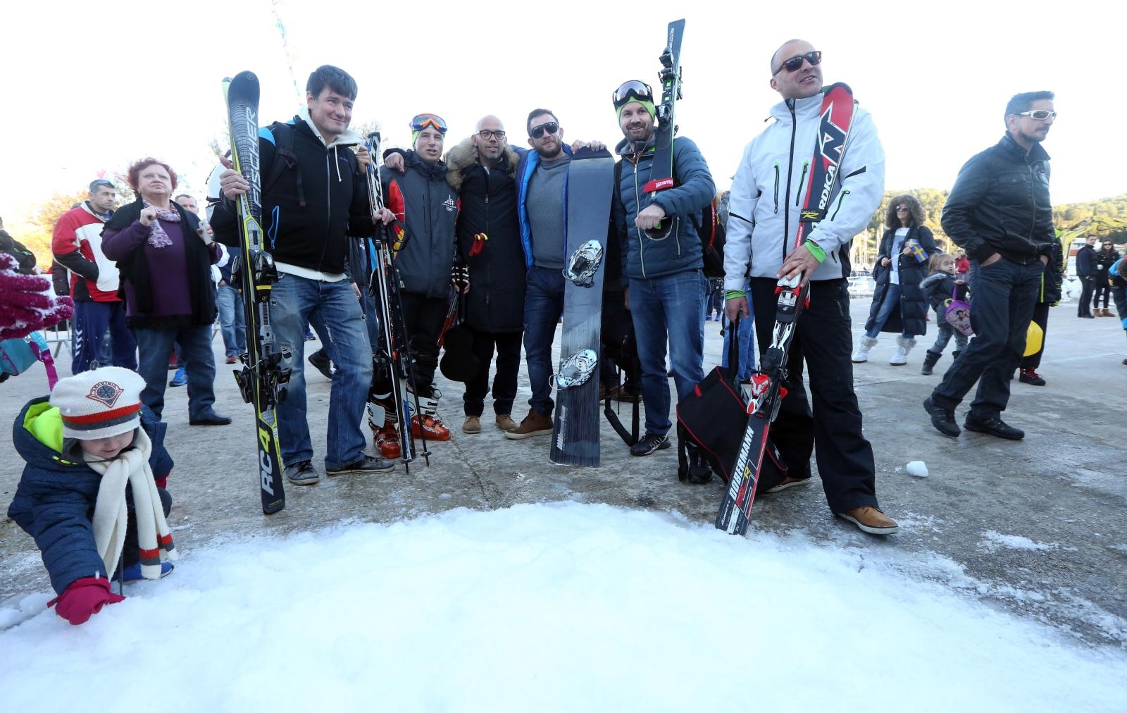Skijaški spektakl u Velom Ižu: Pripreme za utrku “Iška kraljica”