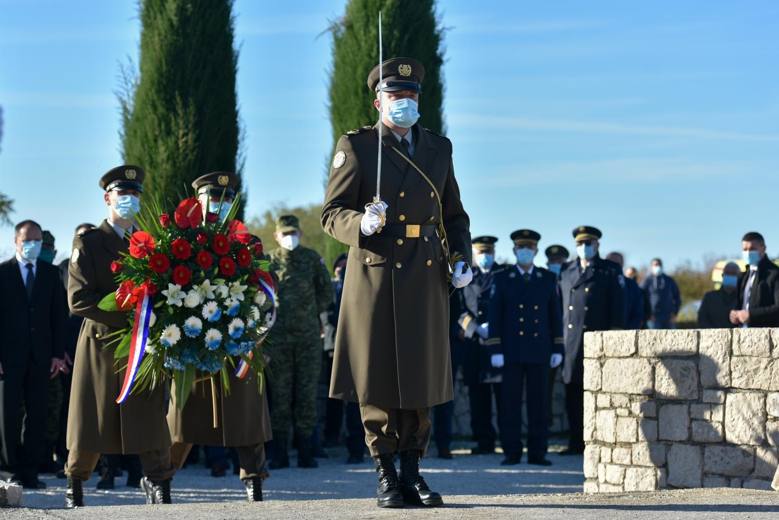 Obilježavanje Dana sjećanja na žrtvu Škabrnje 1991. Obilježavanje Dana sjećanja na žrtvu Škabrnje 1991.