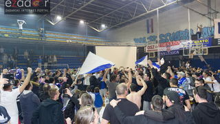 Humanitarno gledanje utakmice Zadar-Cibona (85-84) u Jazinama Humanitarno gledanje utakmice Zadar-Cibona (85-84) u Jazinama