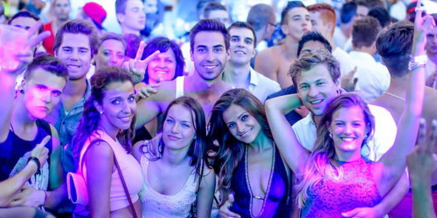 Fotografije prvog dana HTC Papaya Day&Night festivala iz kluba Papaya na Zrću gdje je nastupio Basto. Foto-Goran Perešin Gox.