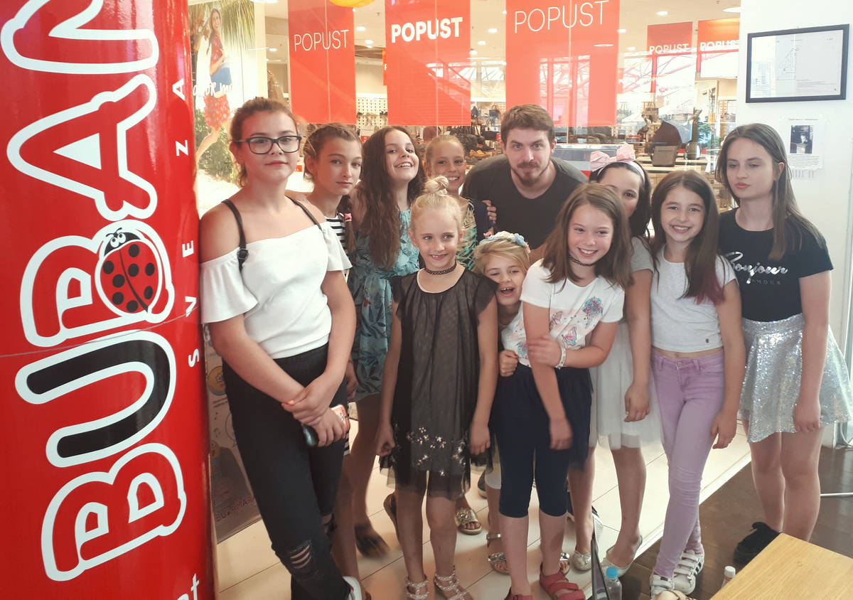 Pjevačko natjecanje “Golden Voice” u City Galleriji Pjevačko natjecanje “Golden Voice” u City Galleriji