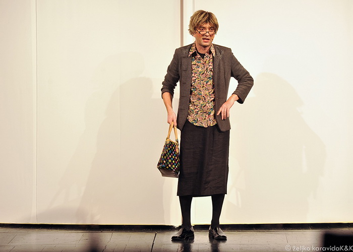 Plesna udruga Gesta: Božićni šoping u SuperOvoj, Foto: Željko Karavida Plesna udruga Gesta: Božićni šoping u SuperOvoj, Foto: Željko Karavida