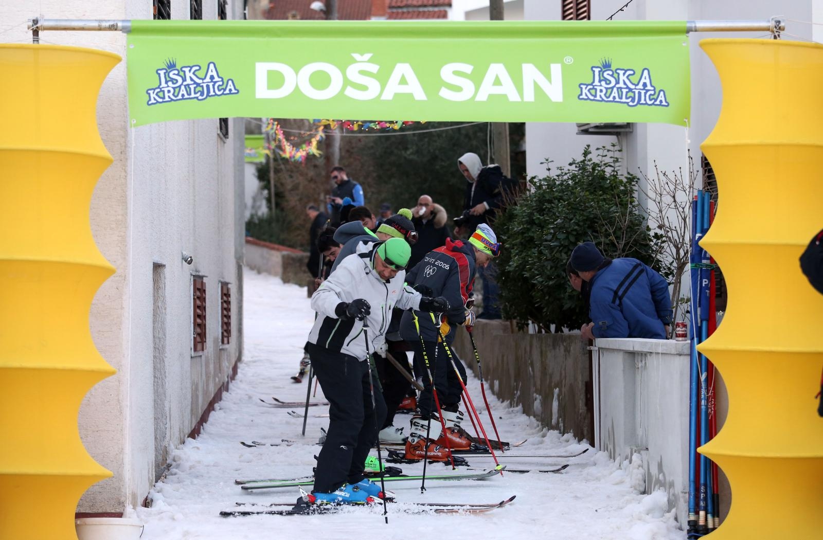 Skijaški spektakl u Velom Ižu: Pripreme za utrku “Iška kraljica”