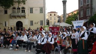 smotra folklora; etno dani