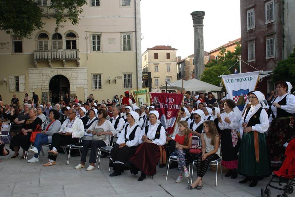 smotra folklora; etno dani