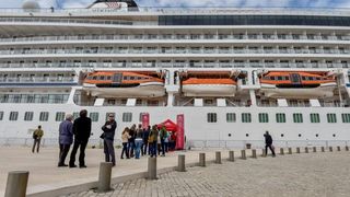 Kruzer Viking Sea na Veliku subotu u Zadar uplovio s oko tisuću turista. Foto: Dino Stanin/PIXSELL Kruzer Viking Sea na Veliku subotu u Zadar uplovio s oko tisuću turista. Foto: Dino Stanin/PIXSELL