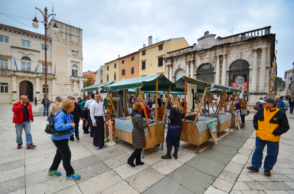 Narodni trg: Sajam udruga, foto: Marin Pitton Narodni trg: Sajam udruga, foto: Marin Pitton