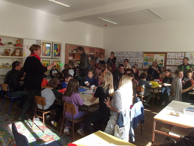 “Beštije” posjetile OŠ Šimuna Kožičića Benje “Beštije” posjetile OŠ Šimuna Kožičića Benje