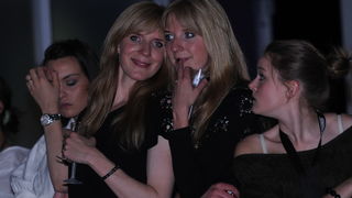 Zagreb,  2005 11.
15. tjedan mode poceo je u Hypo centru . Na Dreft Fashion Weeku, za sezonu jesen/zima 2011/2012. koji se odrzava od 19. do 21. svibnja u Hypo centru biti ce prezentirani podjednako hrvatski i inozemni dizajneri. 
Na slici:  Backstage FEL