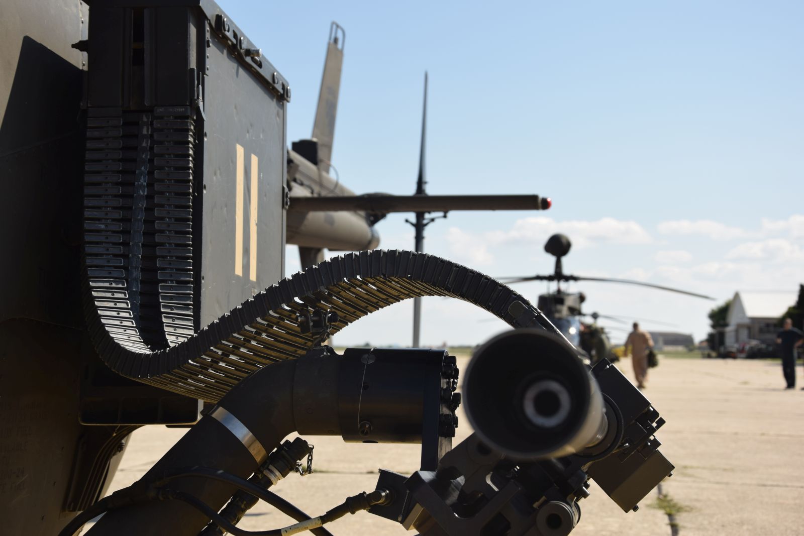 U Zemuniku vježba helikoptera za operacije na kopnu