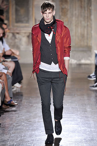 John Varvatos proljeće/ljeto 2010 (Moda.hr) John Varvatos proljeće/ljeto 2010 (Moda.hr)