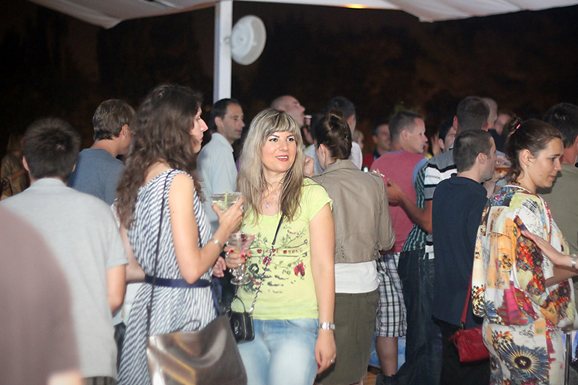 “The Bambi Molesters” u u Lounge & Baru Ledana (foto:Saša Čuka) “The Bambi Molesters” u u Lounge & Baru Ledana (foto:Saša Čuka)