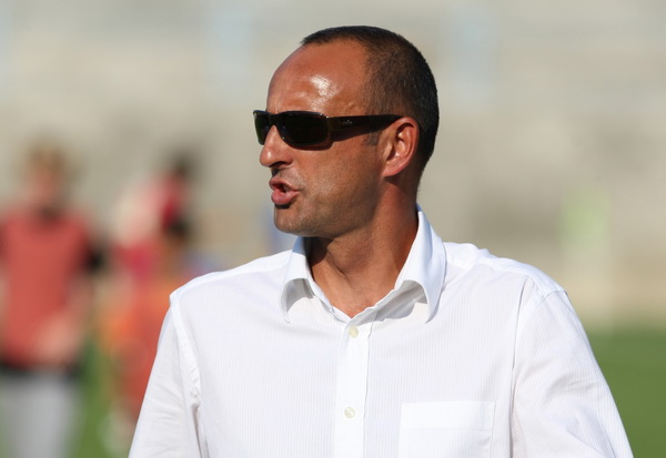 Benkovac, 230909.
Igraliste Velebita.
Susret sesnaestine finala Kupa, Velebit – Varteks.
Na fotografiji: trener Varteksa Drazen Besek.
Foto: Vladimir Ivanov / CROPIX