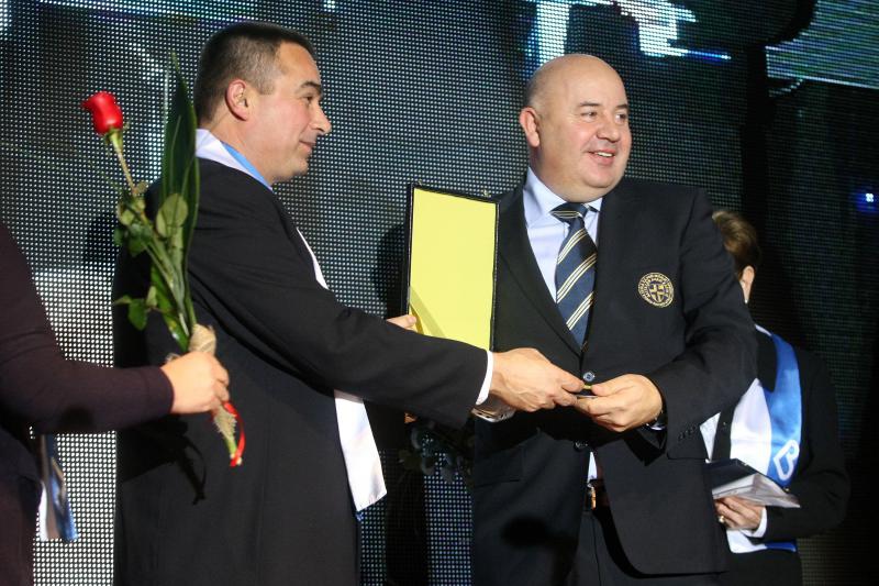 Grad Biograd na moru odrzao je svecanu sjednicu na kojoj su urucene zahvalnice zasluznim gradjanima. Sjednici su nazocili i generali Ante Gotovina i Mladen Markac koji je proglasen za pocasnog gradjanina. Photo: Dino Stanin/PIXSELL