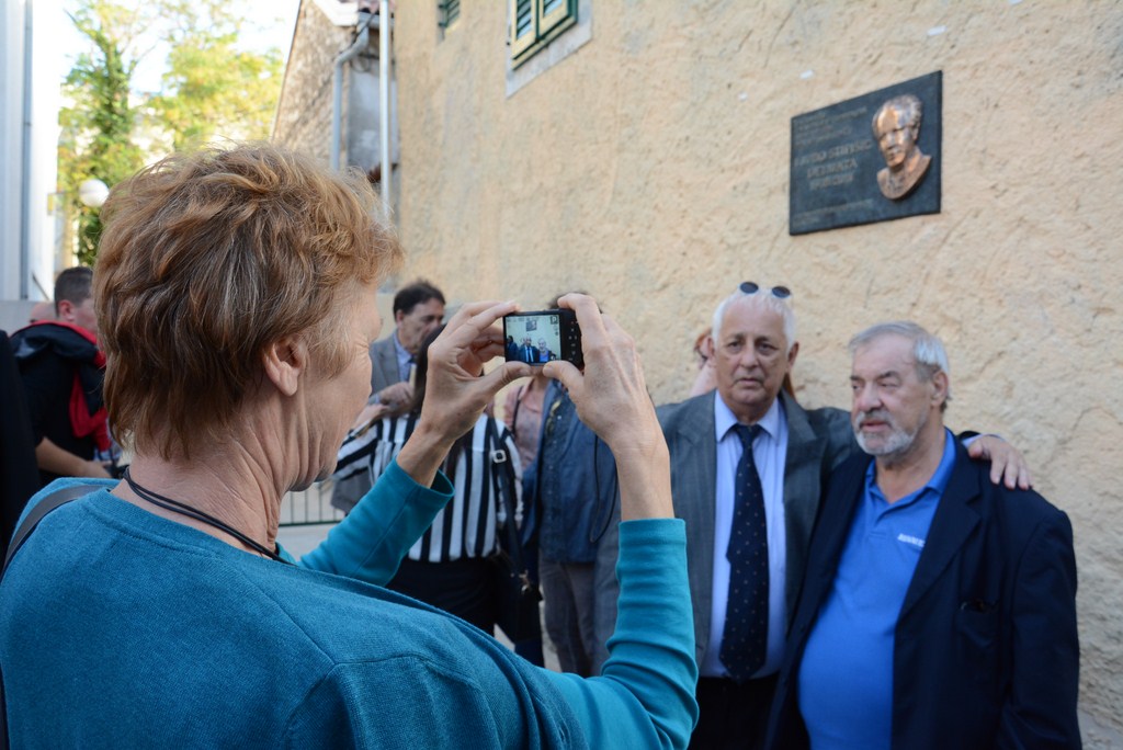 Zaklada Delmata, “Obrisi stvaralaštva i identiteta” Zaklada Delmata, “Obrisi stvaralaštva i identiteta”