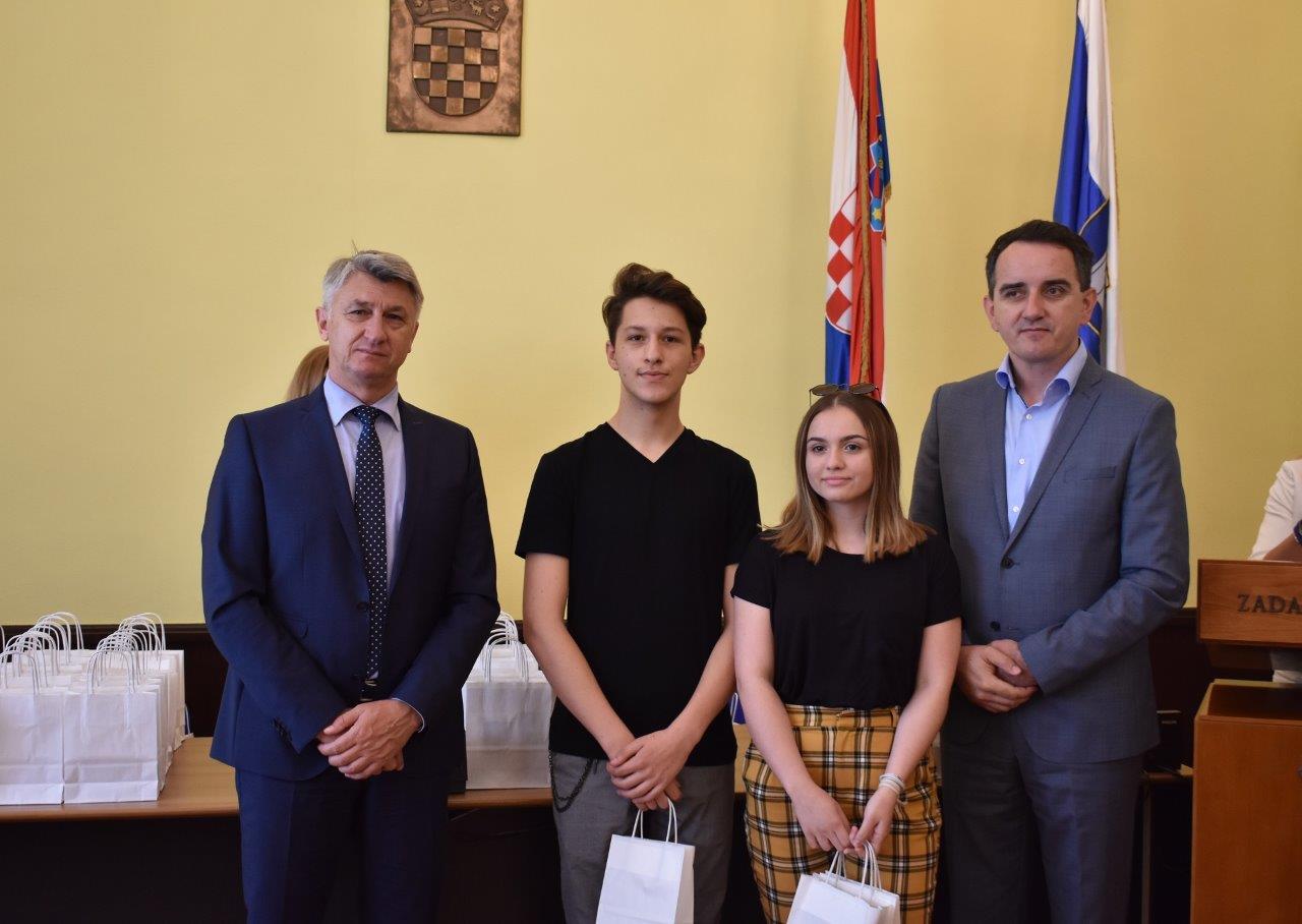 Prijem za nagrađivane učenike osnovnih i srednjh škola