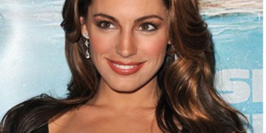 Kelly Brook ( Tportal.hr) Kelly Brook ( Tportal.hr)