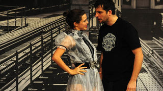 Zadar, 13.12.2012. snimio: Nenad Marčev
komedija
Miro Gavran
LUTKA,
redatelj: Mladena Gavran
igraju: Robert Kurbaša i Doris Pinčić
TEATAR GAVRAN
dramska pretplata
Velika dvorana HNK Zadar Zadar, 13.12.2012. snimio: Nenad Marčev
komedija
Miro Gavran
LUTKA,
redatelj: Mladena Gavran
igraju: Robert Kurbaša i Doris Pinčić
TEATAR GAVRAN
dramska pretplata
Velika dvorana HNK Zadar