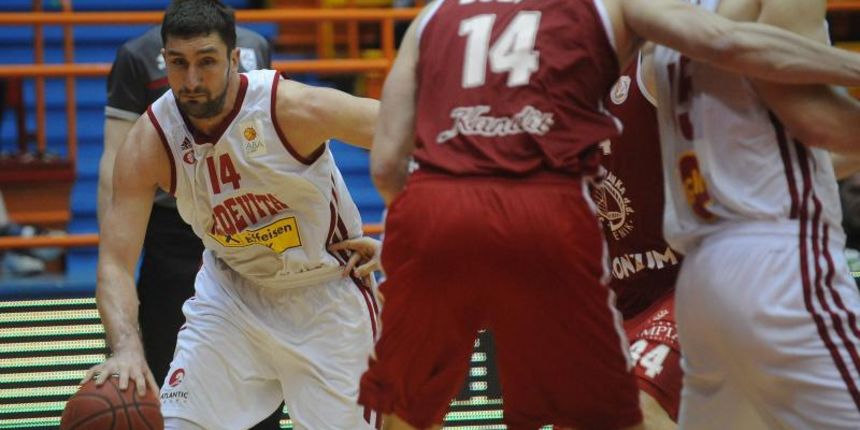 Dom sportova, Zagreb – A-1 muska liga, poluzavrsnica doigravanja, prva utakmica: KK Cedevita – KK Jolly JBS 77-53. Goran Suton. Photo: Daniel Kasap/PIXSELL Dom sportova, Zagreb – A-1 muska liga, poluzavrsnica doigravanja, prva utakmica: KK Cedevita – KK Jolly JBS 77-53. Goran Suton. Photo: Daniel Kasap/PIXSELL