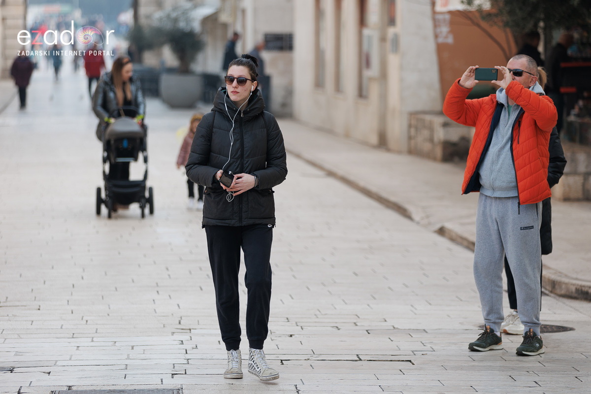 Đir po gradu, subotnja špica 18. veljače 2023. Đir po gradu, subotnja špica 18. veljače 2023.