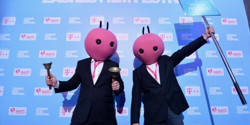 Image 380877 (auto) Image 380877 (auto)