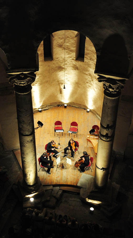 U sklopu 51. Glazbenih večeri u Sv. Donatu, sinoć su u Zadru gostovali Zagrebački kvartet, čembalist Pavao Mašić, te solistice Adela Golac-Rilović i Nera Gojanović-Kljajić, foto: Nenad Marčev