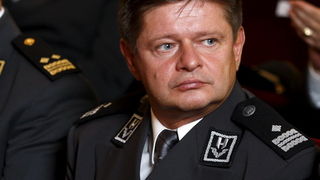 Zagreb, 020811.
Stanciceva ulica.
Ministarstvo obrane.
Podjela priznjanja i promaknuca hrvatskim casnicima povodom obiljezavanja akcije oluja.
Odlikovanja i promaknuca podjelio je predsjednik Ivo Josipovic.
Na slici: Drazen Scuri novi zapovjednik HRZ-a i