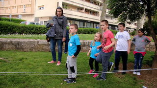 Sportska manifestacija za djecu “1000 koraka kroz 1000 ulica” SŠ “Loptica” Sportska manifestacija za djecu “1000 koraka kroz 1000 ulica” SŠ “Loptica”