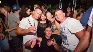 Subotnja zabava u Noštromo i Vagabundo barovima na Viru ; foto Iva Perinčić