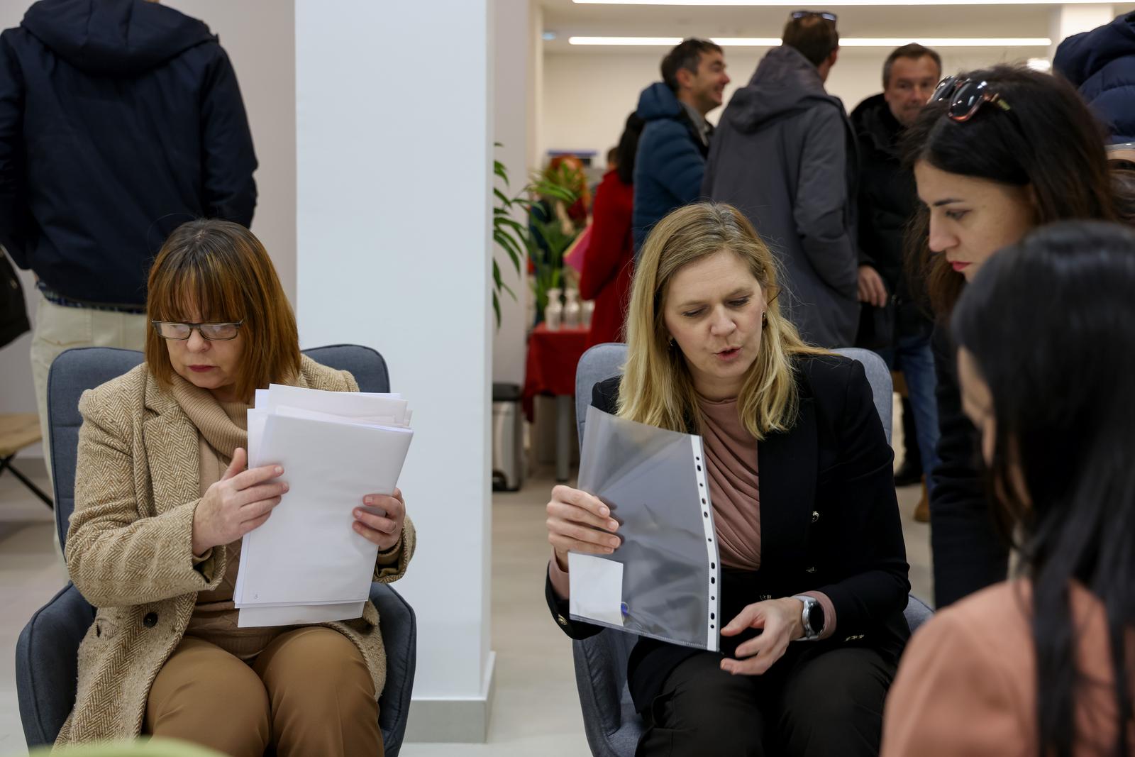 Uručenje ugovora udrugama i organizacijama @ Centar za mlade