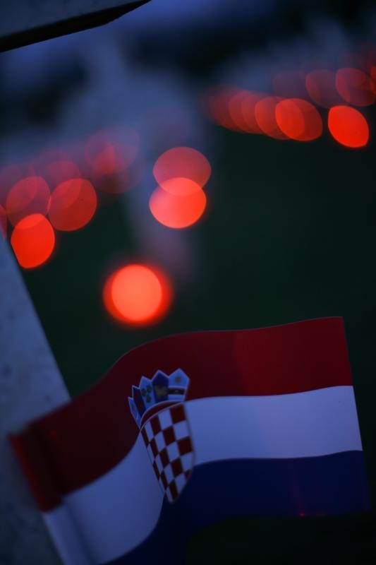 U Vukovaru su upaljene svijeće za poginule hrvatske branitelje i civile na Memorijalnom groblju žrtava iz Domovinskog rata. Photo: Petar Glebov/PIXSELL U Vukovaru su upaljene svijeće za poginule hrvatske branitelje i civile na Memorijalnom groblju žrtava iz Domovinskog rata. Photo: Petar Glebov/PIXSELL