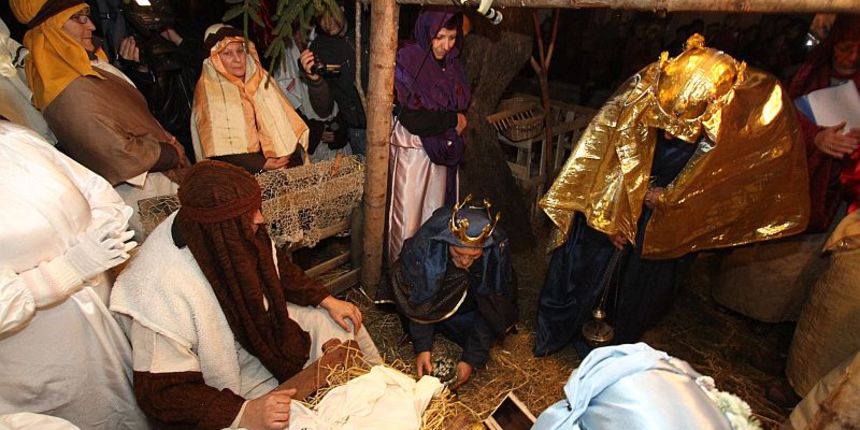 Žive jaslice u Diklu Žive jaslice u Diklu