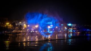 Zadrani oduševljeni hologramskim božićnim drvcem