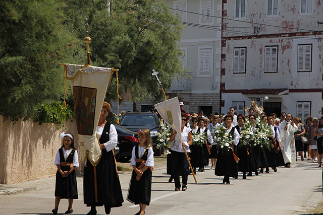 Kukljica: Blagdan Gospe od Sniga 5. kolovoza 2012, Foto: Bernard Kotlar Kukljica: Blagdan Gospe od Sniga 5. kolovoza 2012, Foto: Bernard Kotlar